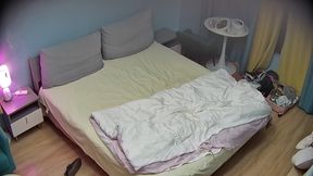 酒店收藏级呆萌眼镜女化完妆变高冷旗袍女神让男友爽干1