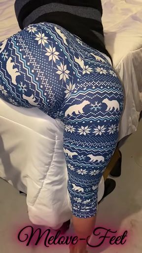Compilation of Melove&#039;s Delicious Butt in tight Pants