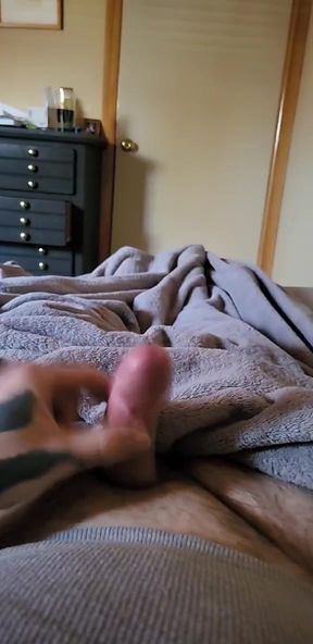 Making my Micro Dick cum