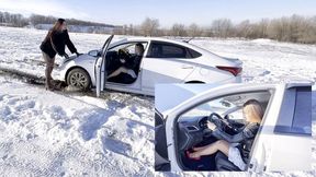 VIKA KRISTINA HARD STUCK SNOW 4K (real video) FULL VIDEO 45 MIN