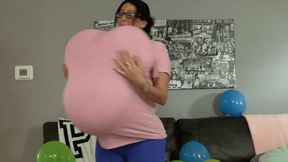 Nikki Brooks Inflates Balloons While Inflating Herself (SD 720p WMV)