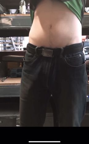 Handsome amateur jock jerks off his big dick for a tasty cum