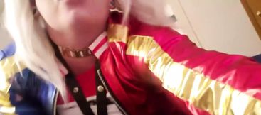 Harley Quinn Teaser Clip Show-off