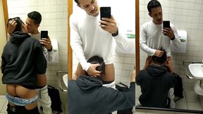 posso gozar na sua boca no banheiro?