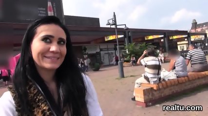 Striking czech nympho gets seduced in the shopping centre and rode in pov