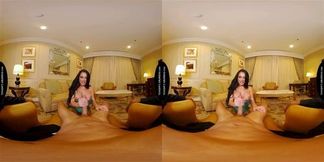 Tonight's Girlfriend Gianna Grey finally gets together with her longtime fan