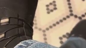 How to dress up in a leather outfit MP4?