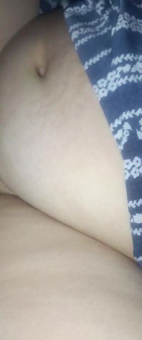 Wife gives a and splits her legs   Clip 1
