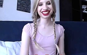 Blonde shemale amateur with lots of lipstick