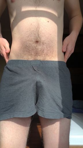 Hairy solo dude wanks big thick cock in nude bwd scene