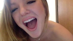 Gorgeous Blonde, Teases