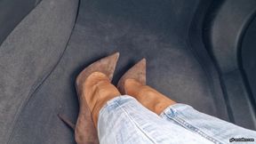 Across the highway in dirty tights HD wmv 1920x1080