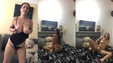 SEXY LESBIANS SHOW THEIR TITS TO THEIR LOVERS