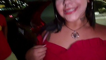 BOTEI A CHARLOUTTX PRA MAMAR NA RUA E DEPOIS LEVEI ELA PRA FAZER GARGANTA PROFUNDA ATÉ TER POÇA DE BABA COM PORRA