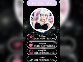 stretching marin butt