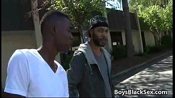 Muscular Black Dude Fuck White Gay Boy Hard - Blacks On Boys 08