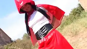 Dar Fucks Two Trampy Babes Amidst Ancient Ruins Passionately