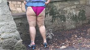 Thick white girl almost caught Pissing In Public | milf up skirt and masturbation | fat ass | big booty | BBW | SSBBW | Masturbation | Hijab | Big | Chubby | fat white girl | big juicy ass |