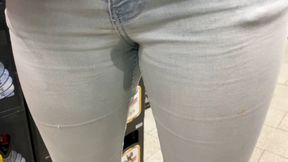 Pee in the jeans in the shop