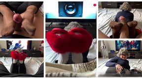It's part of their taboo - she cums until he cums on her feet SD
