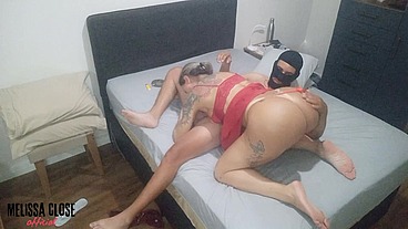Chupou meus pés meu cu e me deu leite na cara (vídeo completo)