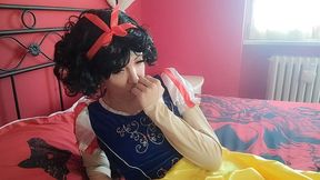 chantalchannel as burping hot snowhite disney princess