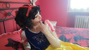 chantalchannel as burping hot snowhite disney princess