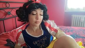 chantalchannel as burping hot snowhite disney princess