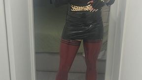 Latex crossdresser masturbating