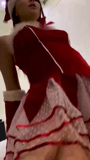 Step daddy, you've been working all year so that step mom and i would have everything. Let me wish you a happy new year