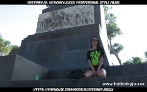 Hotkinkyjo fisted and prolapsed in Villa Borghese, Rome
