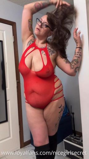 Riding my dildo with my light-up butt plug in (12 minutes)