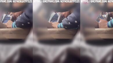Big lips sloppy cock sucked while riding his phone