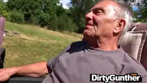 Young Energetic: Gunther Takes Thick Loads Outdoors – Hot Gay Action 18+