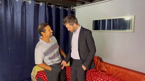 j’ai surpris mon mec entrain de baiser avec le voisin et sa ma donner tres ...