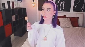 My fave part of this outfit is the invisible crown