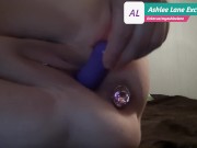 Onlyfans Slut Ashlee Lane plays with vibrator