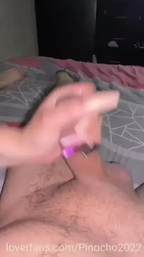 En la casa de una hotwife se pone hacerme caricias creo que tiene ganas de una buena cogida