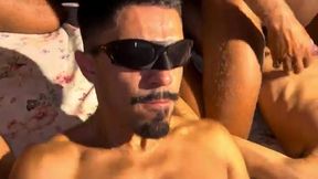 10 machos num surubao