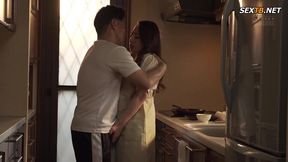 Amateur GF gives a horny blowjob to her lucky boyfriend