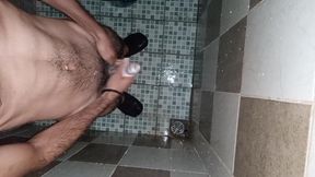 Nicaraguan Boy Jerks off Like He's in a Slap