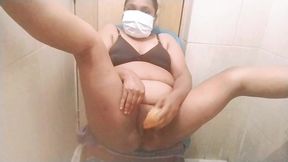 A Funny Moment of Sister-in-law Hitting Her with an Attractive Carrot