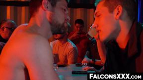 FalconsXXX.com - Gay hunks Kurtis Wolfe and Hunter Smith bareback after a wild party