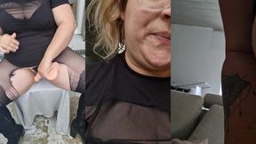 sur ma terrassehabillee comme une salope en jupe collants et cuissarde je me ...