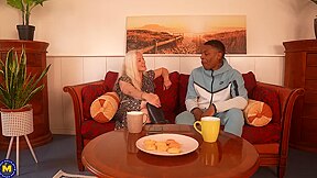 Doing My Best Friends Hot Step mom In The Afternoon With Lexxie Wilde