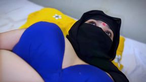 Hijabi Muslim Girlfriend Send Me Pussy Licking Video in Early Morning