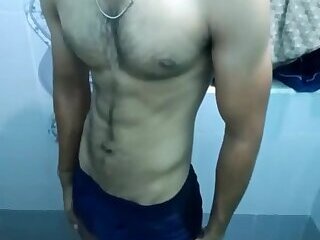 Indian Hunk on Cam
