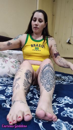 Brazilian MILF Big Ass Small Tits Foot Fethis