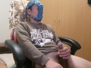 使用済みパンツを被ってオナニー