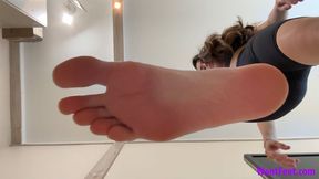 Daphne Barefoot Stomping - HD MP4